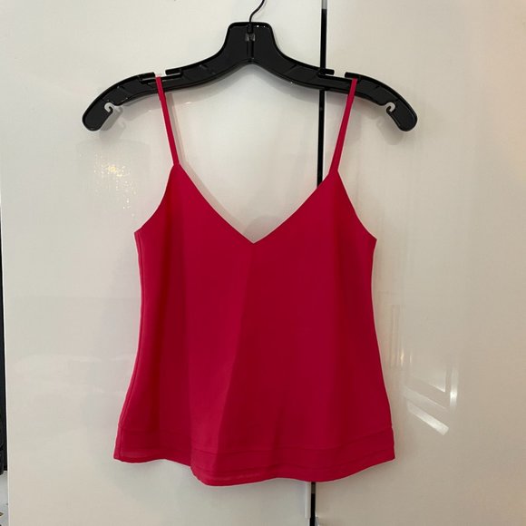 Aritzia Talula Alyssa Camisole in Watermelon/Coral - Picture 2 of 9